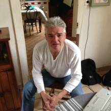 Homme cherche bonheur