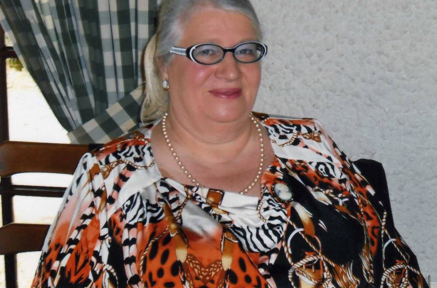 CLO180YGA Femme veuve de 70 ans cherche rencontre amicale