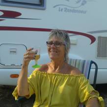 Femme en France pour rencontre réelle - Mignonne