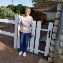 recherche femmes a monteux